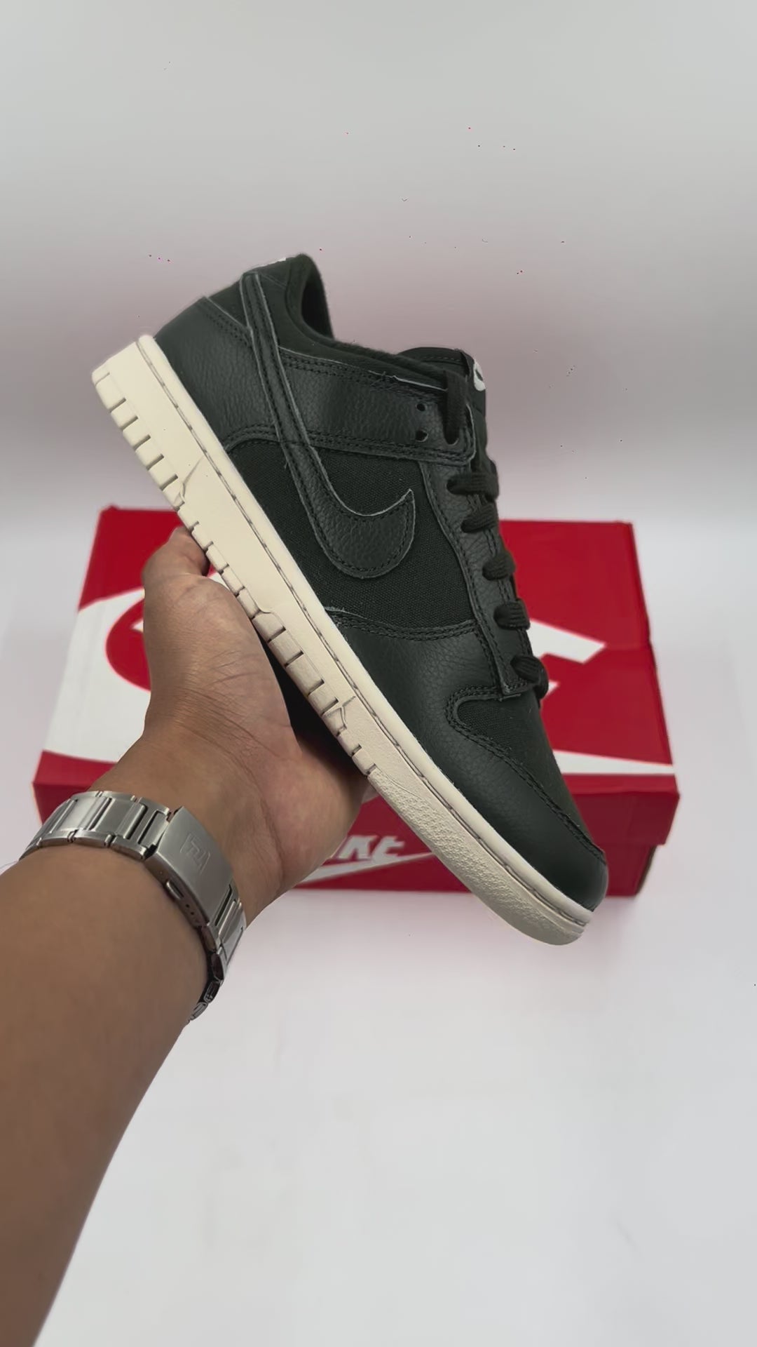 Nike Dunk Low Retro – Zapatillas Urbanas Clásicas para Uso Diario